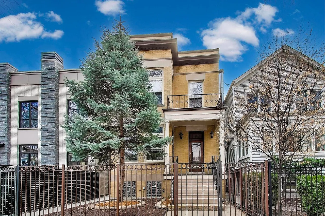 4 bed, 2400 sqft, $7,000 — Photo 1