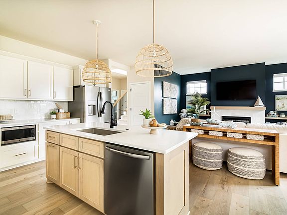 7th image of this home