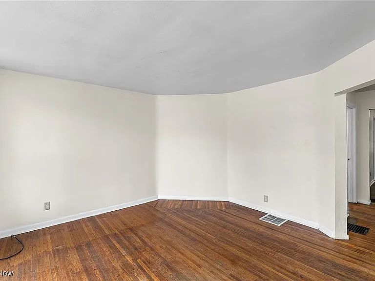 1542 Euclid Ave #1 — Photo 12