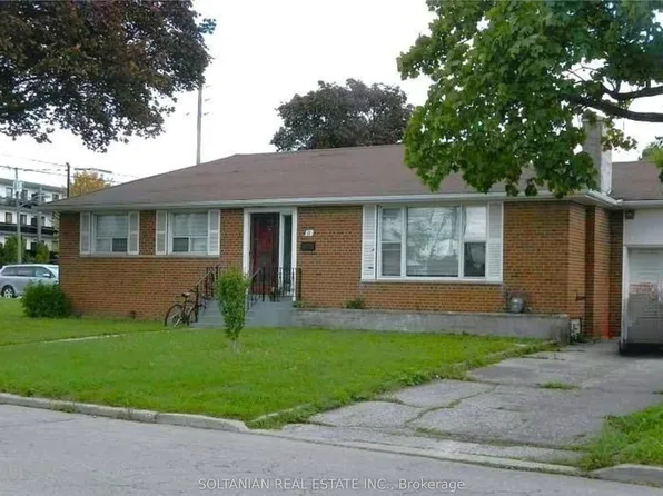 11 Muirkirk Rd, Toronto, ON M2R 1W2