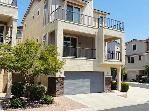 726 W Flintlock Way, Chandler, AZ 85286