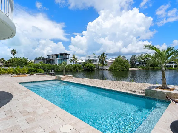 78 N Bounty Ln, Key Largo, FL 33037