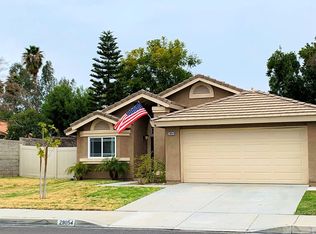 29054 Lake Ridge Ln, Highland, CA 92346