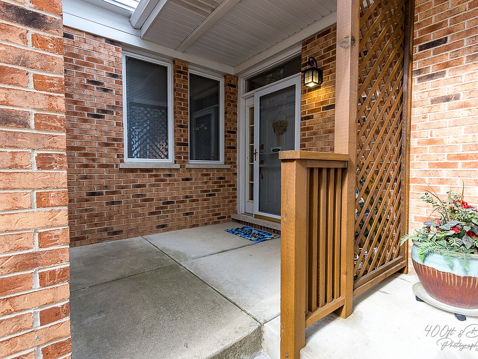 101 Charlotte Ct Cary IL Zillow