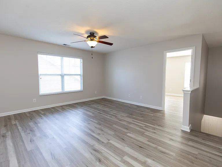 156 Ivy Hill Ln — Photo 15