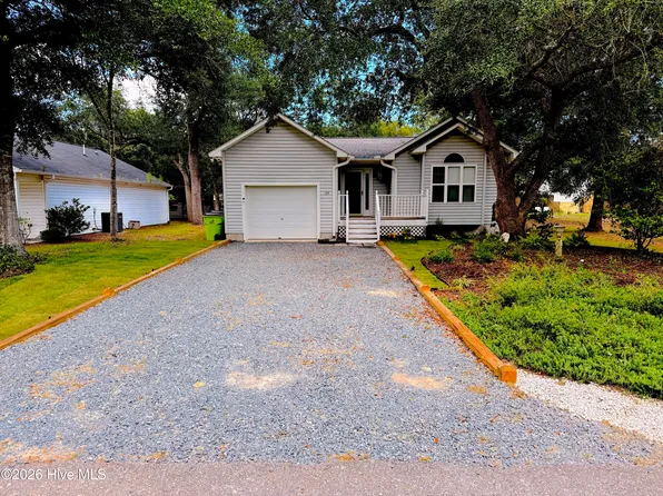 124 NW 8th Street, Oak Island, NC 28465