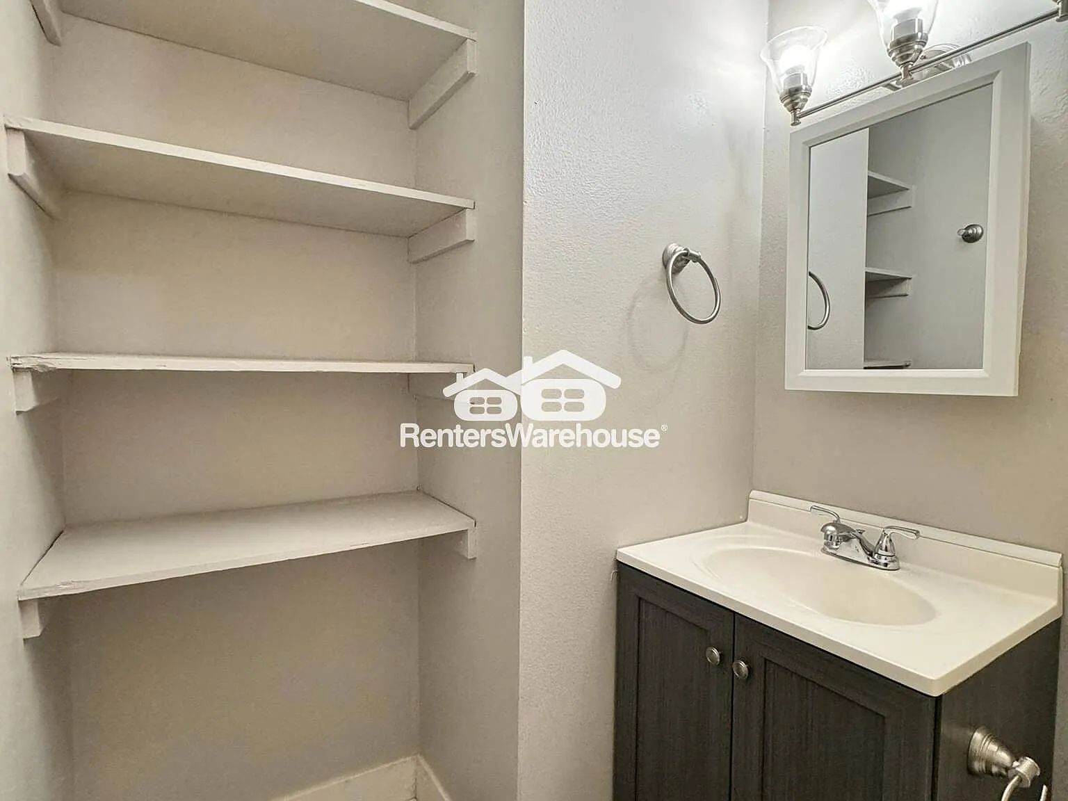 Updated 1 Bedroom Apartment — Photo 3