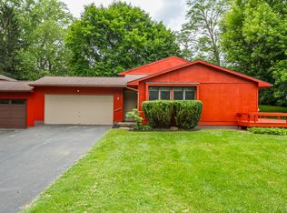 1 Brandywine Ln #1, Fairport, NY 14450