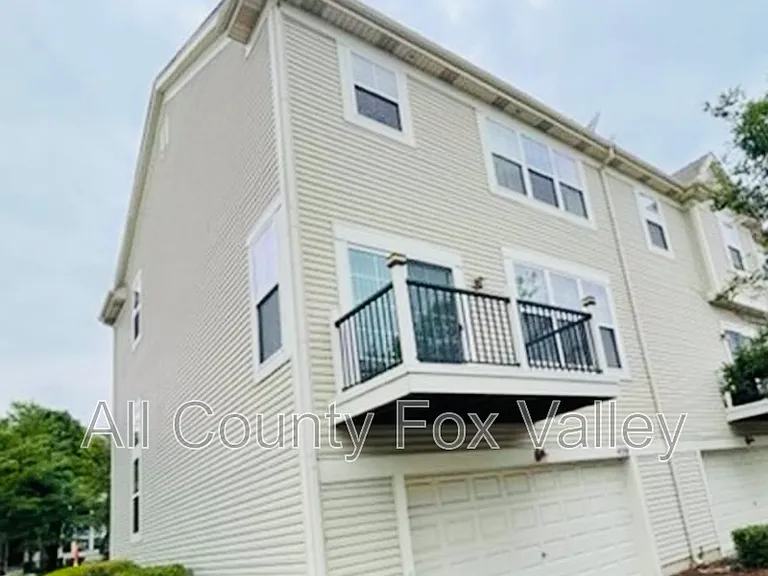 459 Grosvenor Ln — Photo 20