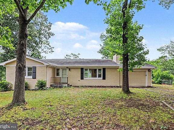 2nd image of 6223 Townsend Dr