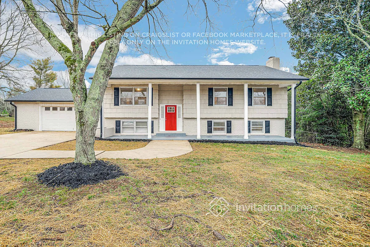 Building Photo - 2101 Stallings Rd