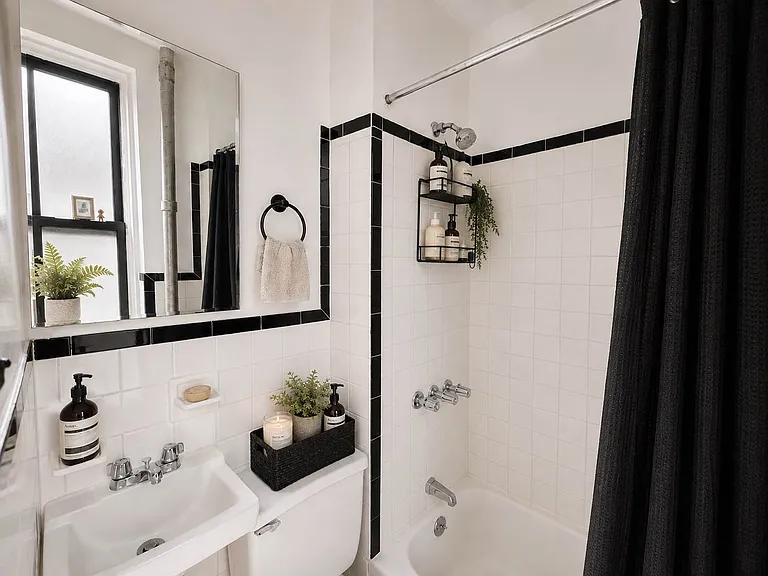 37A Bedford St #23 — Photo 7