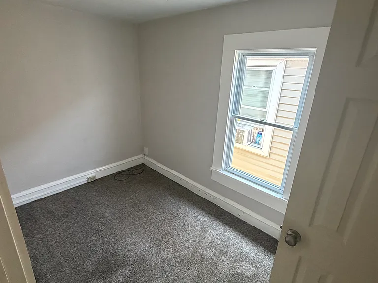 139145 E 8th St #139 — Photo 11