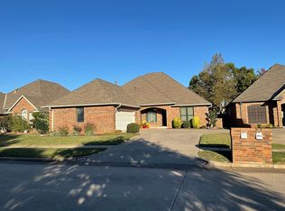 3313 Pinehurst Dr, Norman, OK 73072