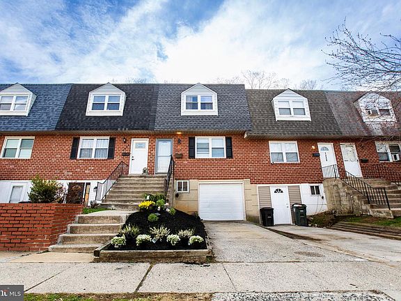 2nd image of 1227 Rainer Rd