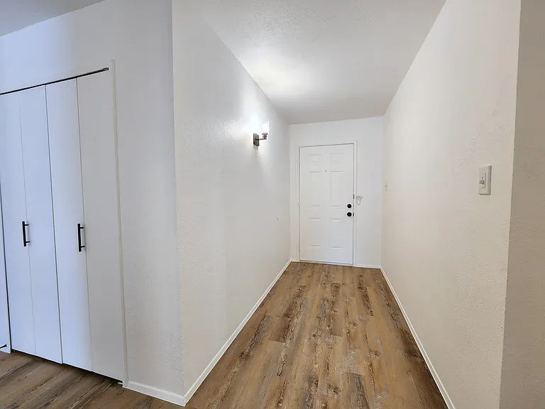 5541 Ragan Dr — Photo 23