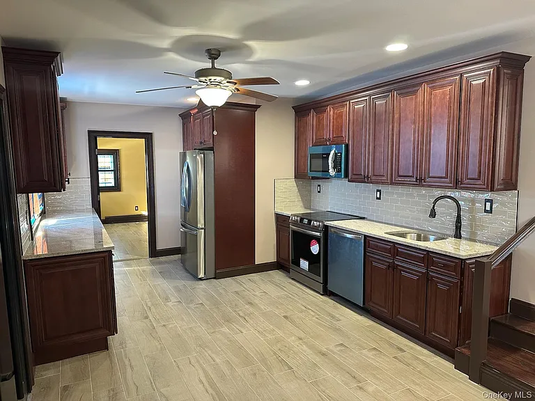 497 Pierce St #1 — Photo 5