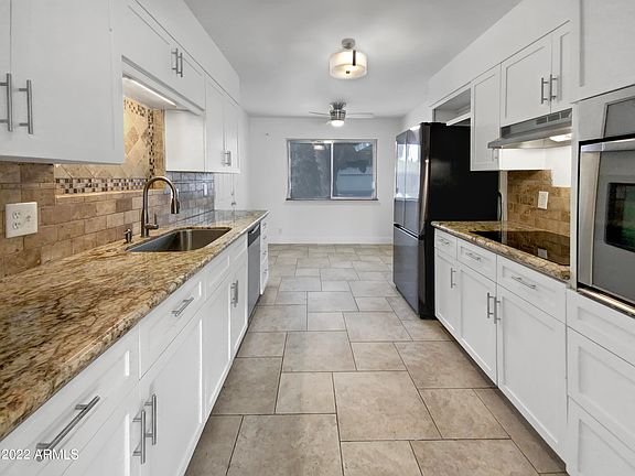 4th image of 761 S CLEARVIEW Avenue