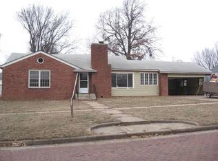 507 S State St, Yates Center, KS 66783