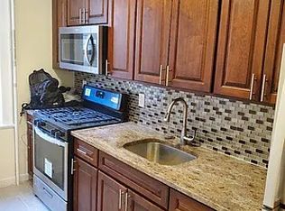 23-37 125th St #2, College Pt, NY 11356