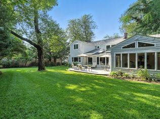 29 Englewood Rd, Longmeadow, MA 01106