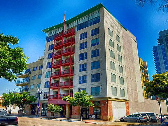 3rd image of 875 G St Unit 407
