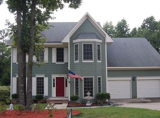 713 Stonington Dr, Fayetteville, NC 28311