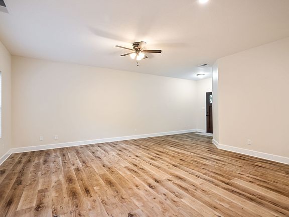 4th image of 605 Wilcox St Unit B