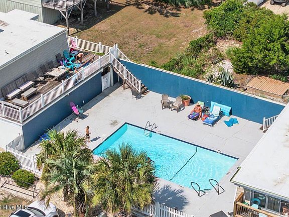 5th image of 298 Ocean Boulevard W # 103