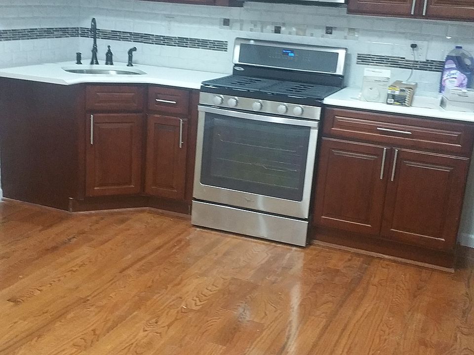 2nd image of 6950 Almeda Ave
