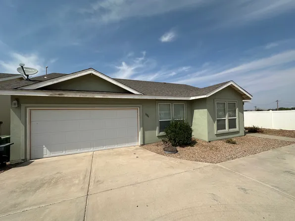 2901 Oakmont Ct, Artesia, NM 88210