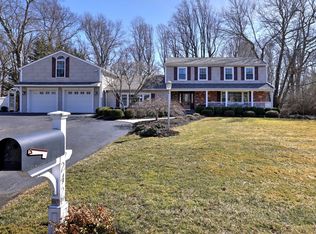 242 Currier Dr, Orange, CT 06477