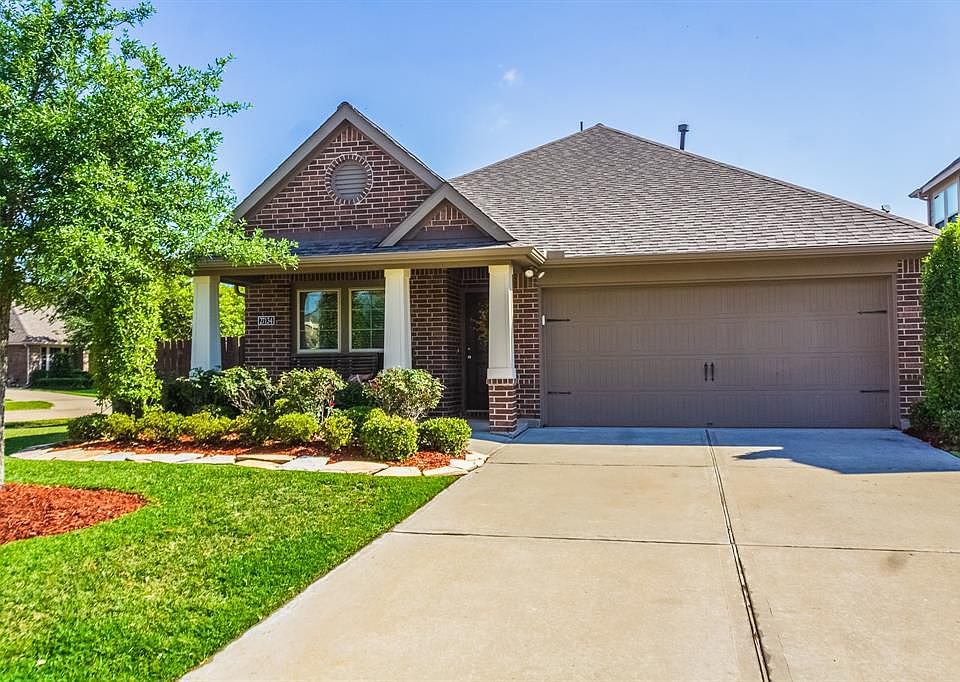 1st image of 27134 Postwood Manor Ct
