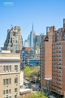 Sold by Sotheby's International Realty | media 19