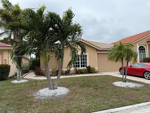 4th image of 7770 Colony Lake Dr