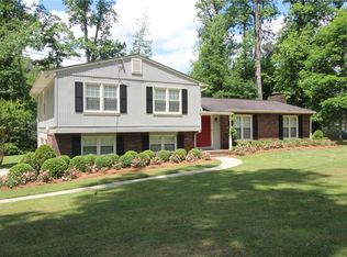 2977 Karen Ln, Marietta, GA 30062
