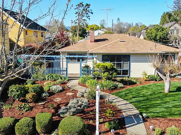 2nd image of 4275 Suzanne Dr