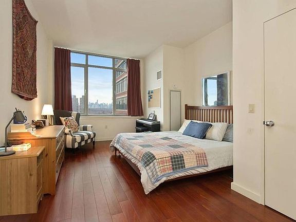 4th image of 1485 5th Ave APT 17D