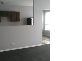 940 E 79th St APT 305, Chicago, IL 60619