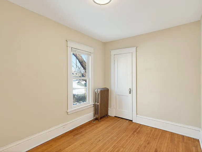 3129 Garfield Ave #2 — Photo 7