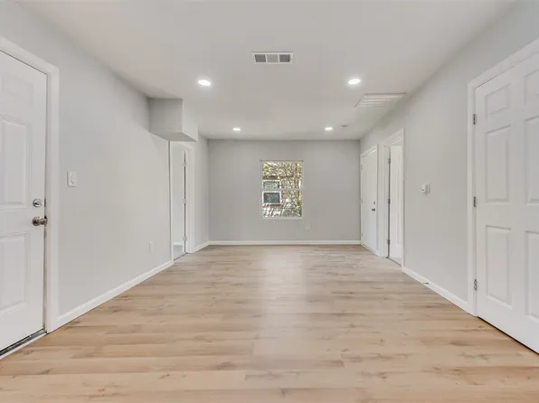 609 Marion Ave, Fort Worth, TX 76104