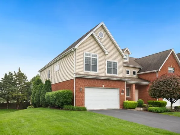 6101 Jovic Ct, Countryside, IL 60525