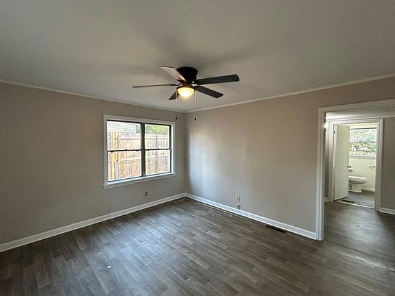 4th image of 1267 W Southport St