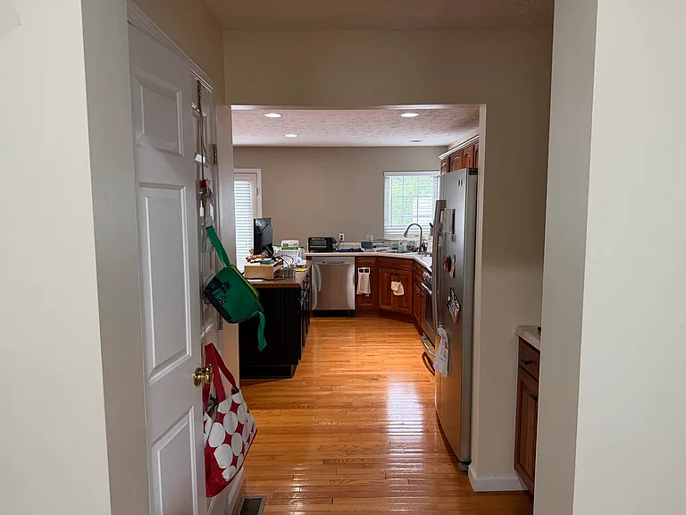 505 Garden Way — Photo 5