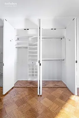 Sold by Sotheby's International Realty | media 15