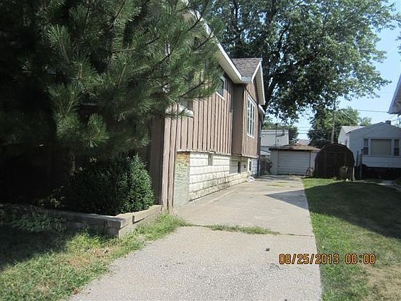 5th image of 591 Gordon Ave