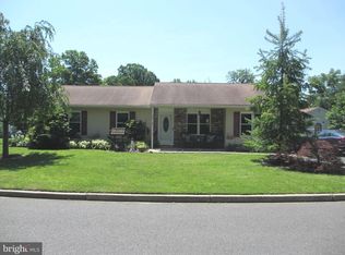 23 Waldron Rd, Allentown, NJ 08501