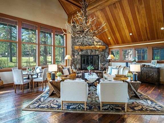 5th image of 8101 Lahontan Dr