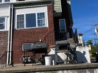 98 Lamport Rd, Upper Darby, PA 19082