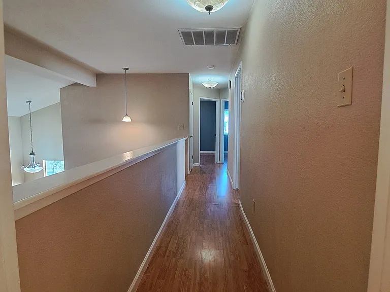 9507 Salinger St — Photo 31